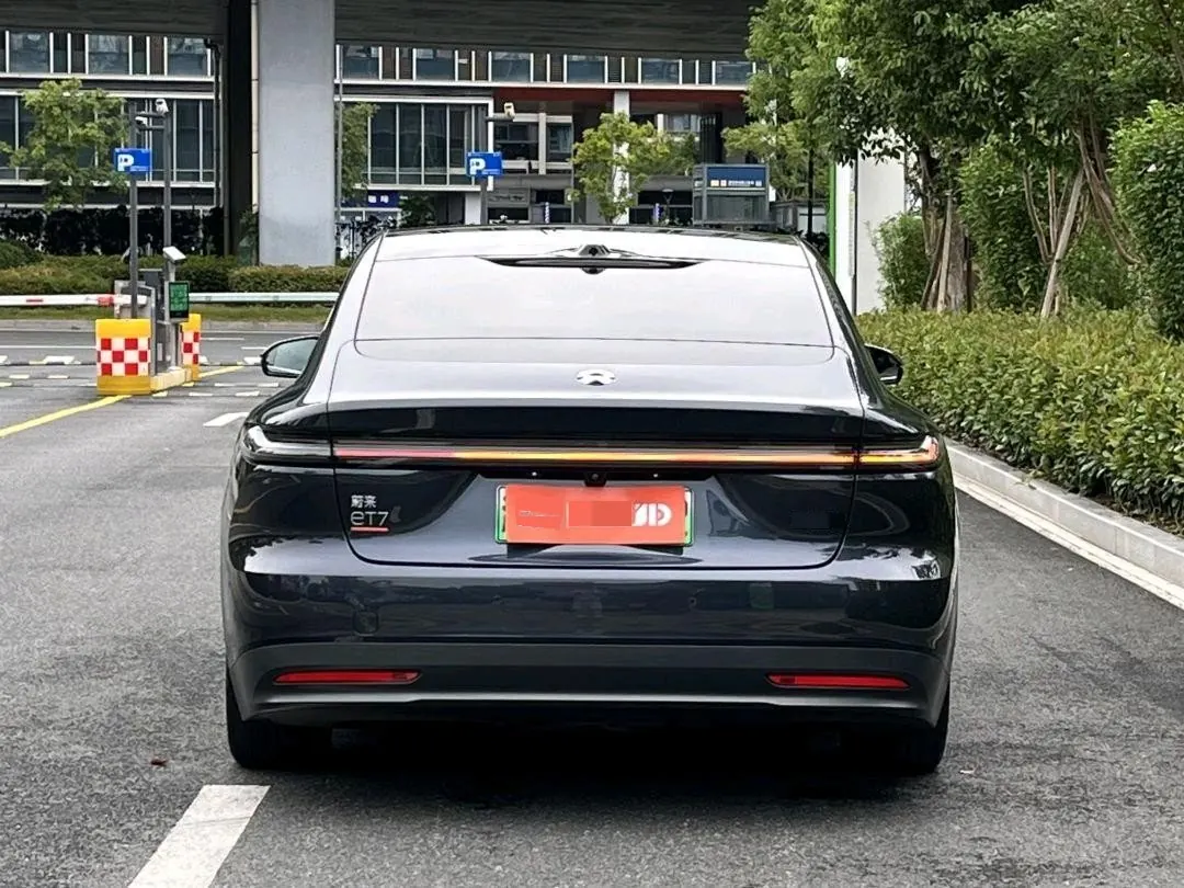 NIO 2023 ET7 75kWh automatic gear 7