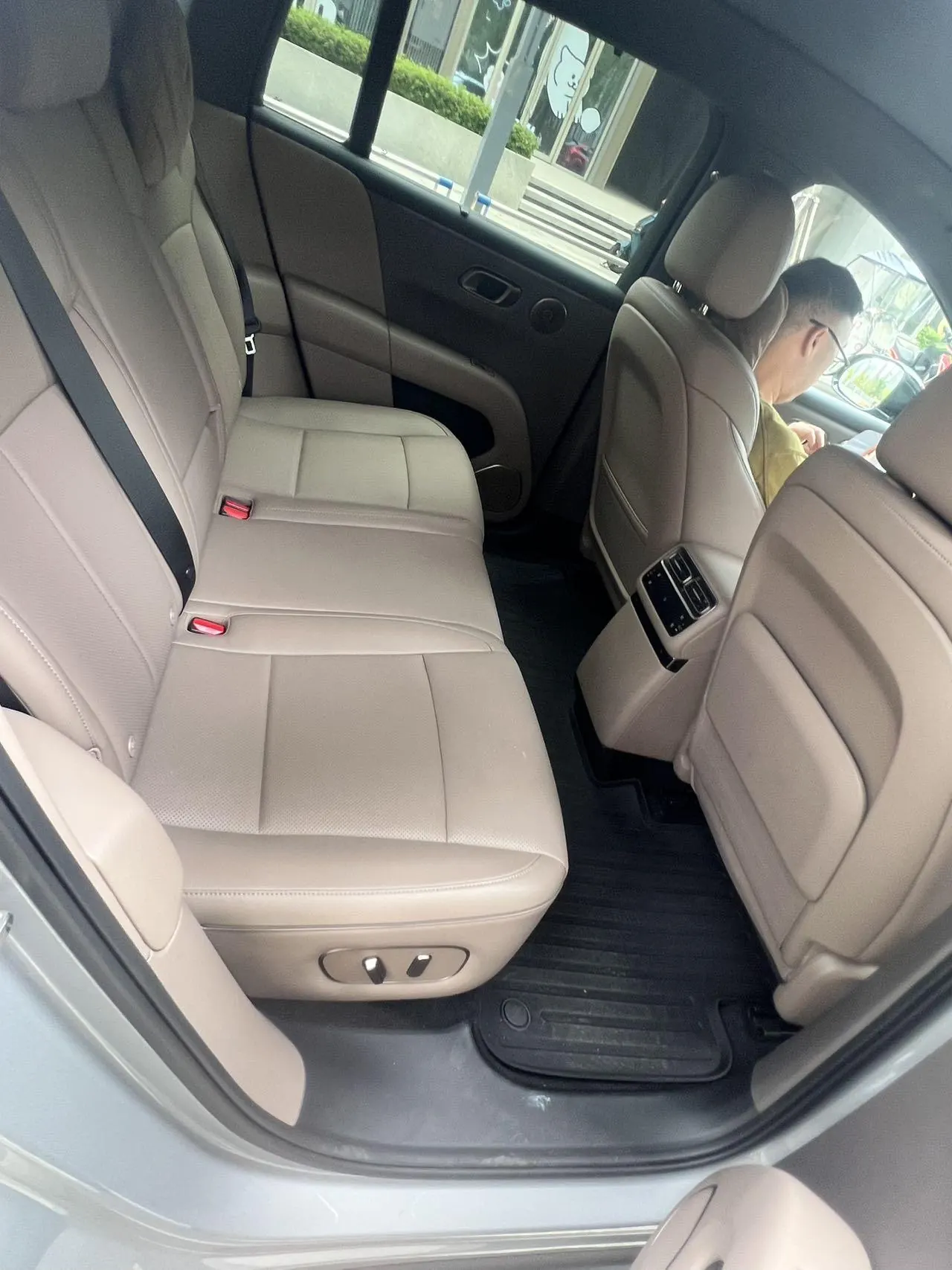 Li 2025 I 300.00g Drive Standard Edition Automatic Gear 6