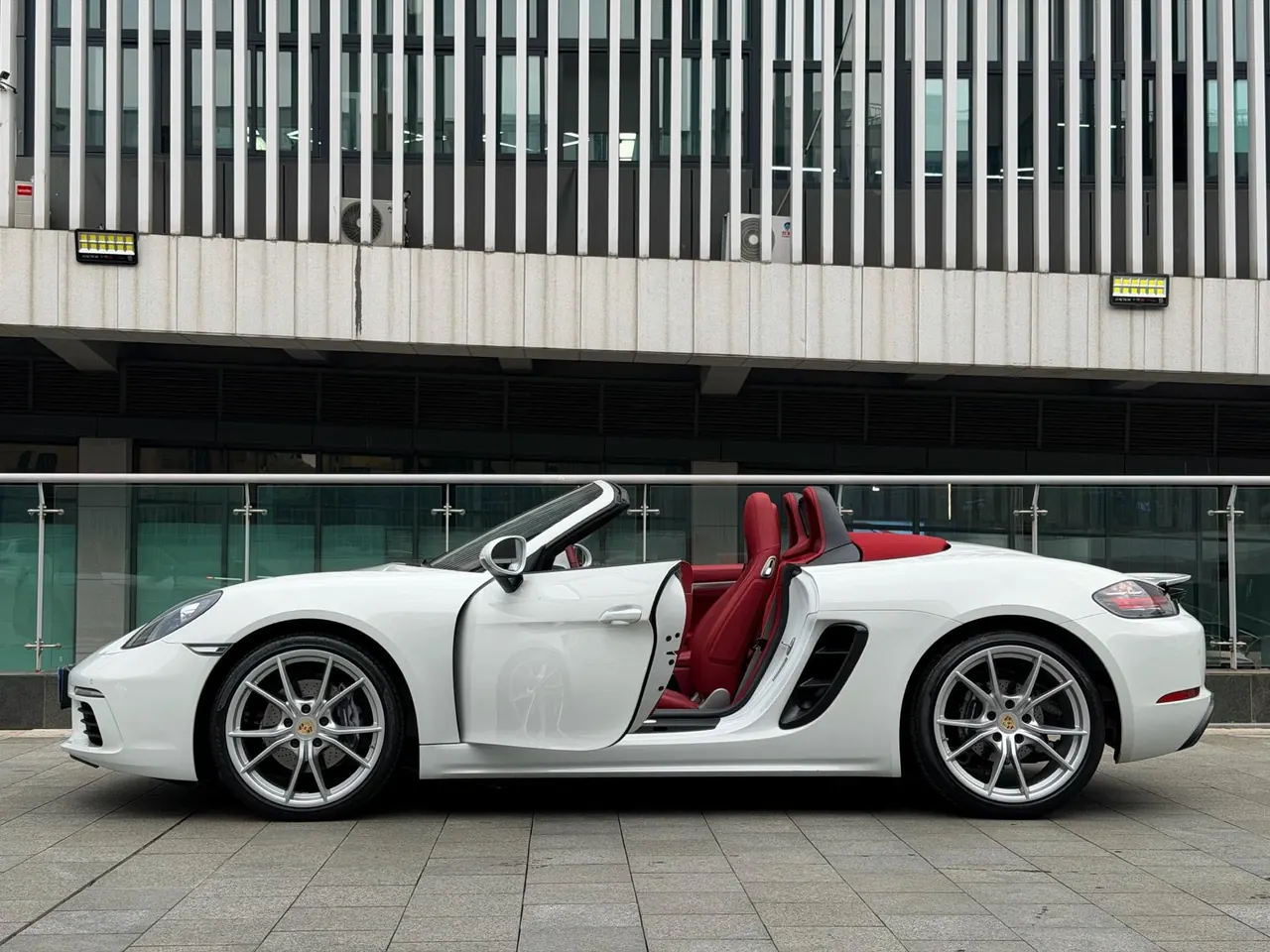 Porsche 718 (Imported) 2020 718 Boxer 2.0T Automatic 6