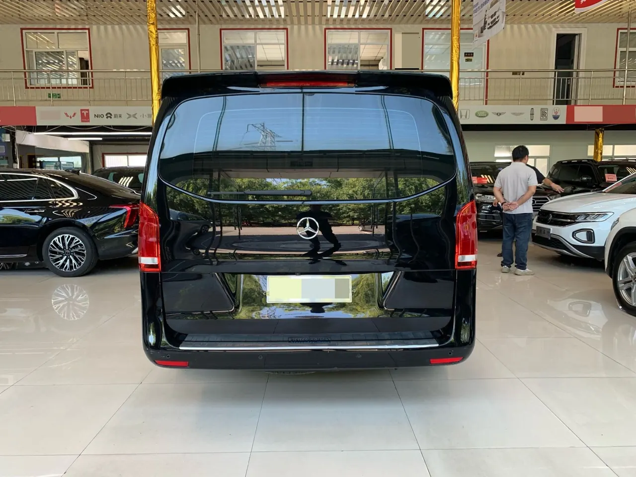 Mercedes Benz 2021 Vito 2.0T Business Edition 7-seat Automatic Gear 8