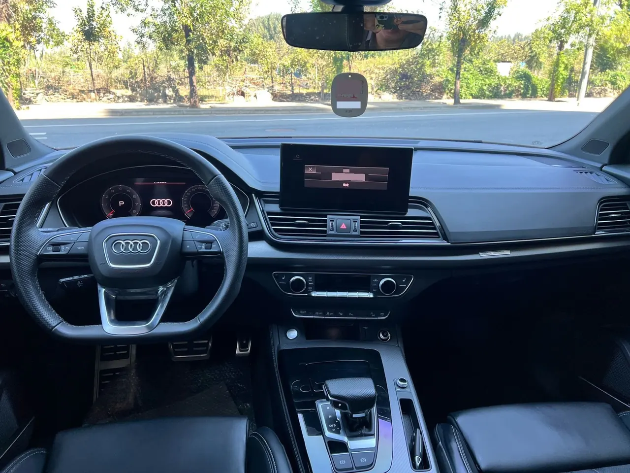 Audi 2025 Q5L 2.0TFSI 45TFSI 45th Anniversary Collection Edition Quattro Deluxe Dynamic Automatic 7