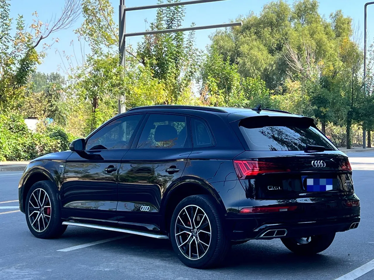 Audi 2025 Q5L 2.0TFSI 45TFSI 45th Anniversary Collection Edition Quattro Deluxe Dynamic Automatic 8