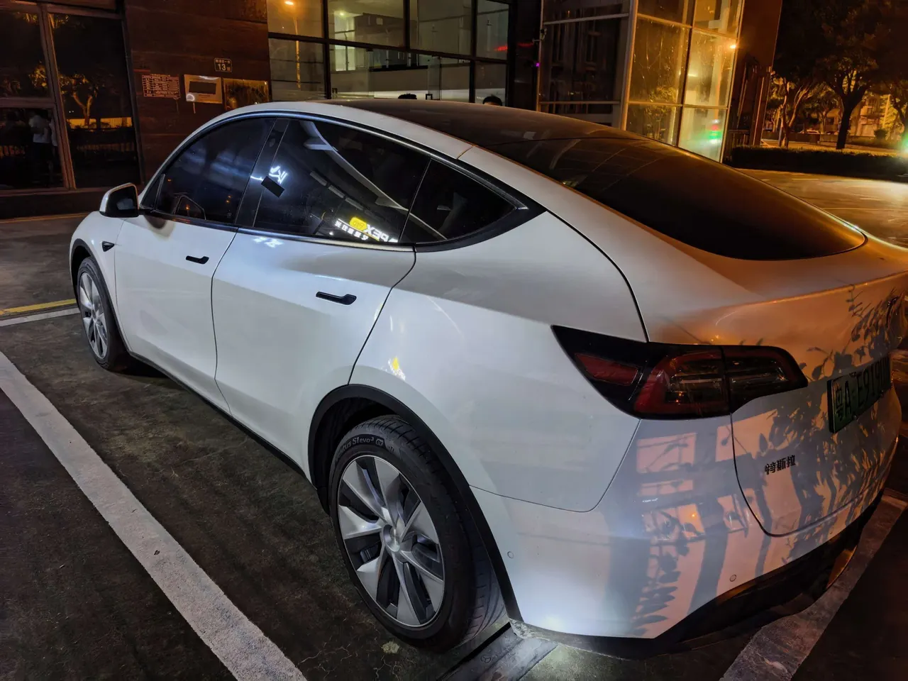 Tesla 2021 Model Y long endurance all-wheel drive version automatic transmission 4