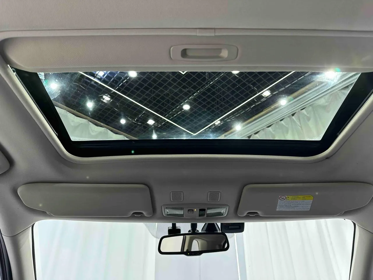 Mitsubishi 2021 Outlander 2.0 Stepless Two-Drive Obsidian Version 5-seat Automatic Gear 5