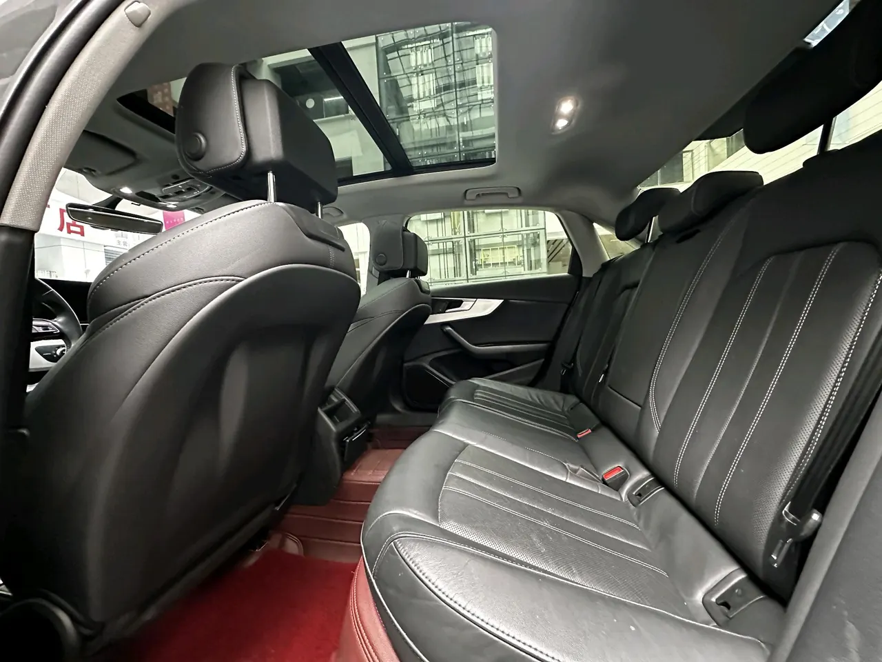 Audi 2020 A4L 2.0TFSI 40TFSI Fashion Dynamic Automatic 3