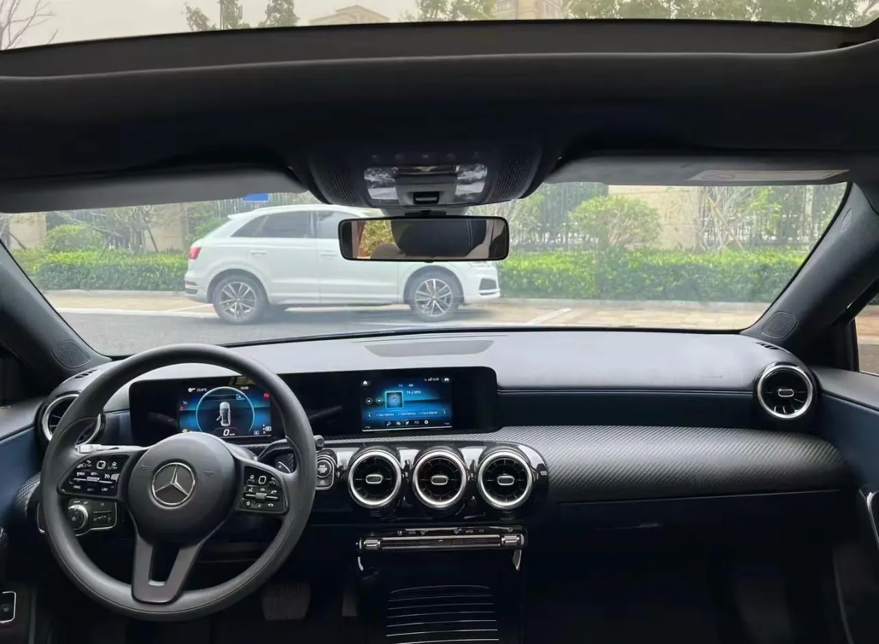 Mercedes Benz Class A 2021 A 180 L 1.3T automatic gear 6