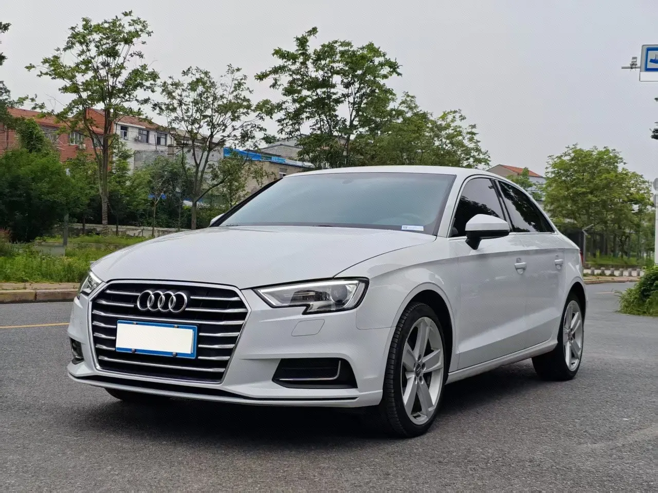 Open image lightbox: Audi 2020 A3 Limousine 1.4TFSI 35TFSI aggressive automatic gear