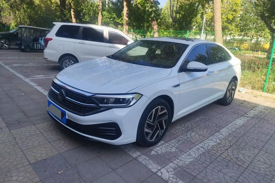 Открыть галерею: Volkswagen 2023 Sagitar 1.5TSI 300TSI Exceed Edition Automatic