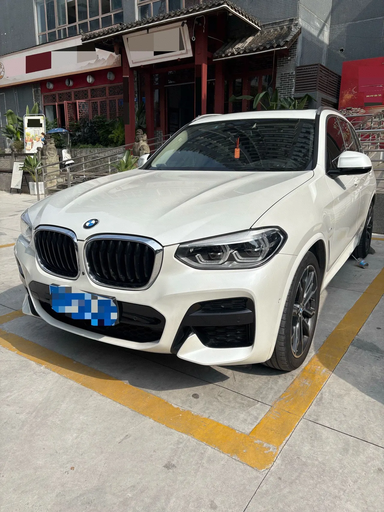 Open image lightbox: BMW 2020 X3 xDrive30i 2.0T Leading M Sports Suit Automatic Gear