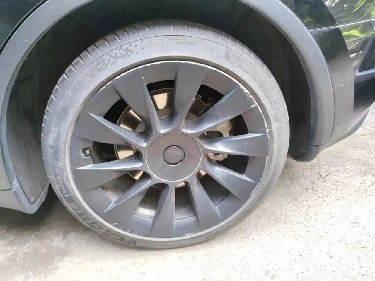 Tesla 2021 Model Y Standard Endurance Rear Drive Automatic Gear 2