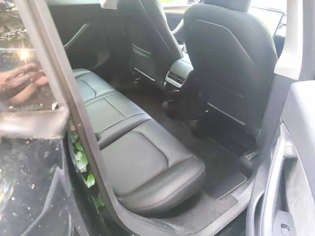 Tesla 2021 Model Y Standard Endurance Rear Drive Automatic Gear 4