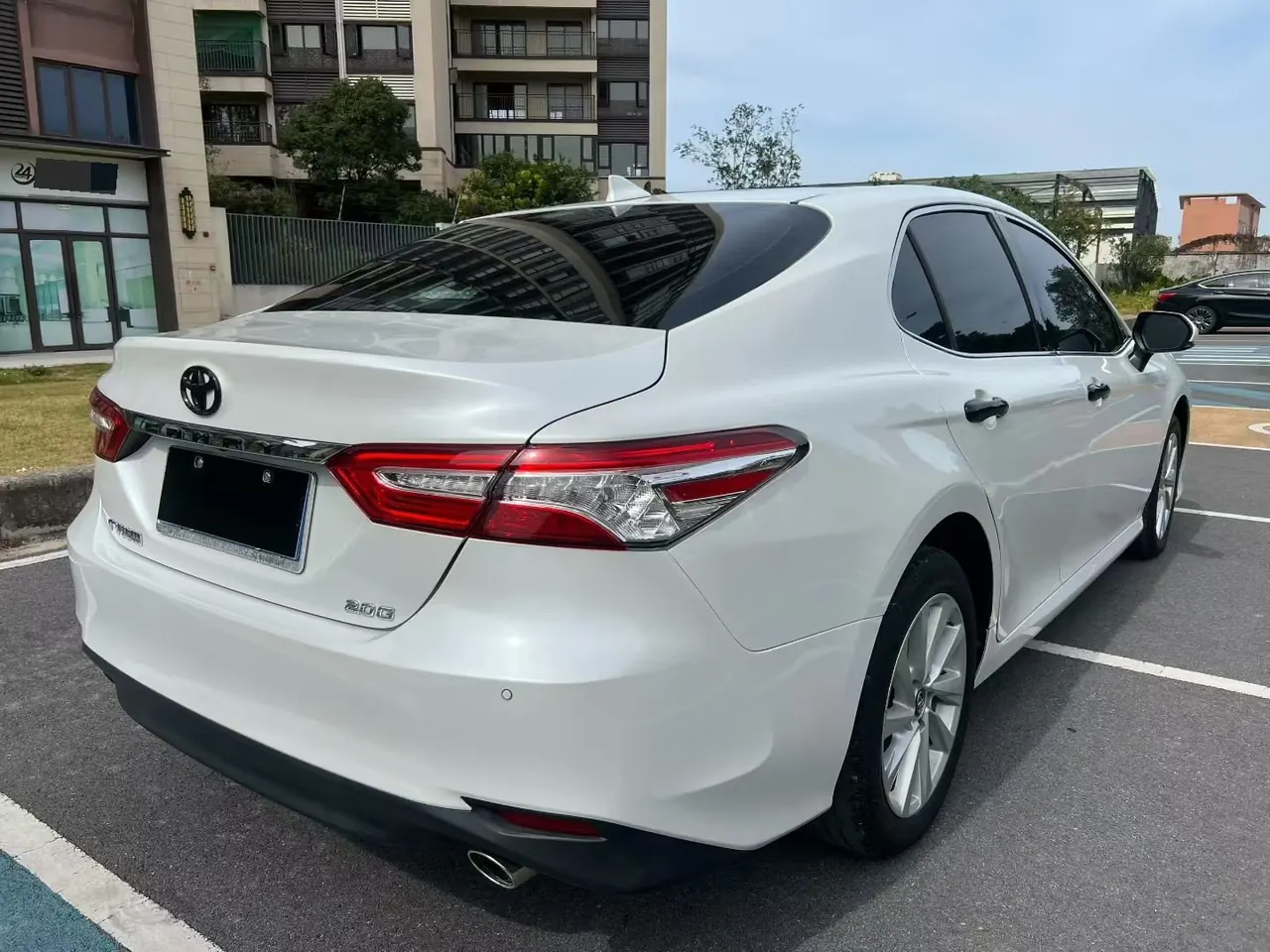 Toyota 2021 Camry 2.0G Stepless Deluxe Edition Automatic Gear 13