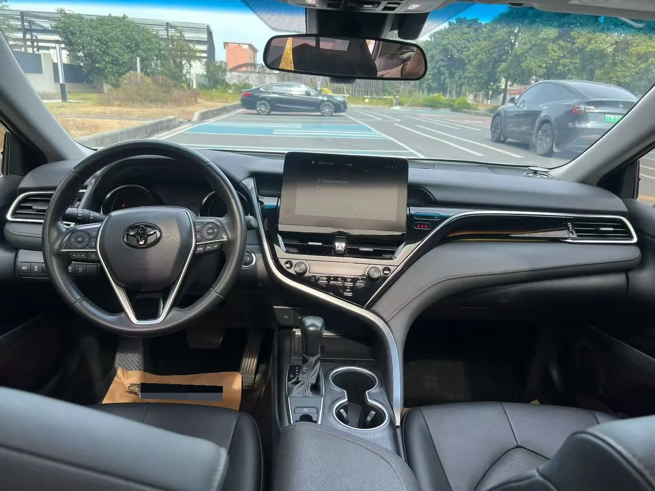Toyota 2021 Camry 2.0G Stepless Deluxe Edition Automatic Gear 6
