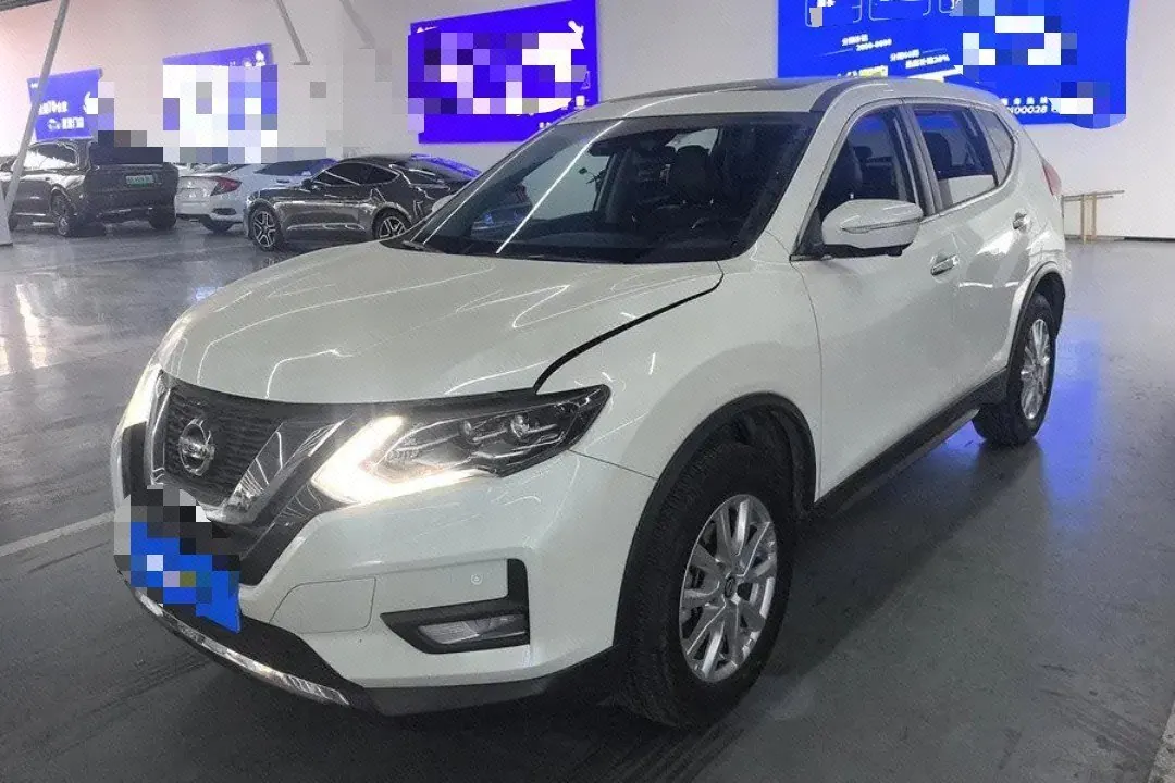 打开图片灯箱:Nissan 2021 Qijun 2.0 stepless XL Premium two-wheel drive Zhilian exclusive version of automatic gear