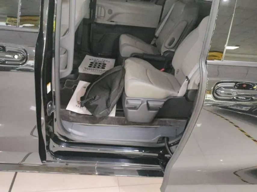 Toyota 2024 Sana 2.5 Stepless Comfort Edition Automatic Gear 4