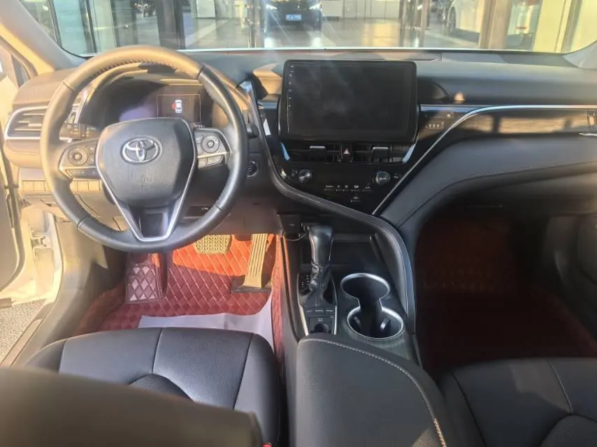 Toyota 2021 Camry 2.5G Deluxe Edition Automatic Gear 9