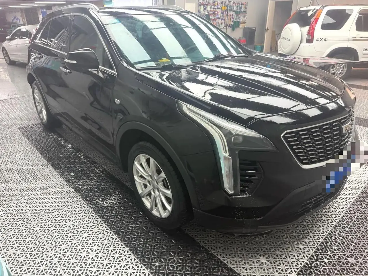 Cadillac 2021 XT4 2.0T 28T Two-Drive Leading Automatic Gear 2