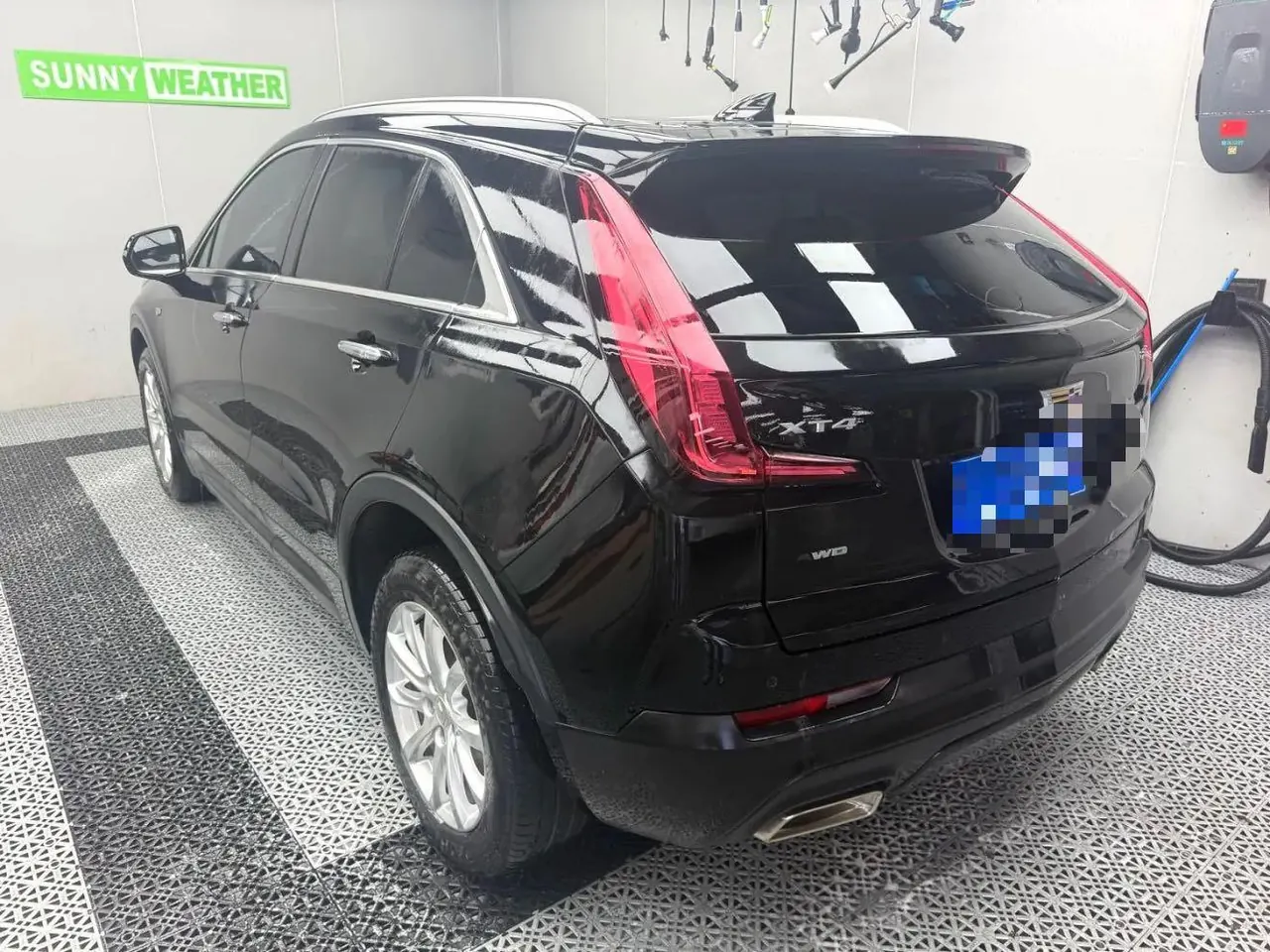 Cadillac 2021 XT4 2.0T 28T Two-Drive Leading Automatic Gear 4