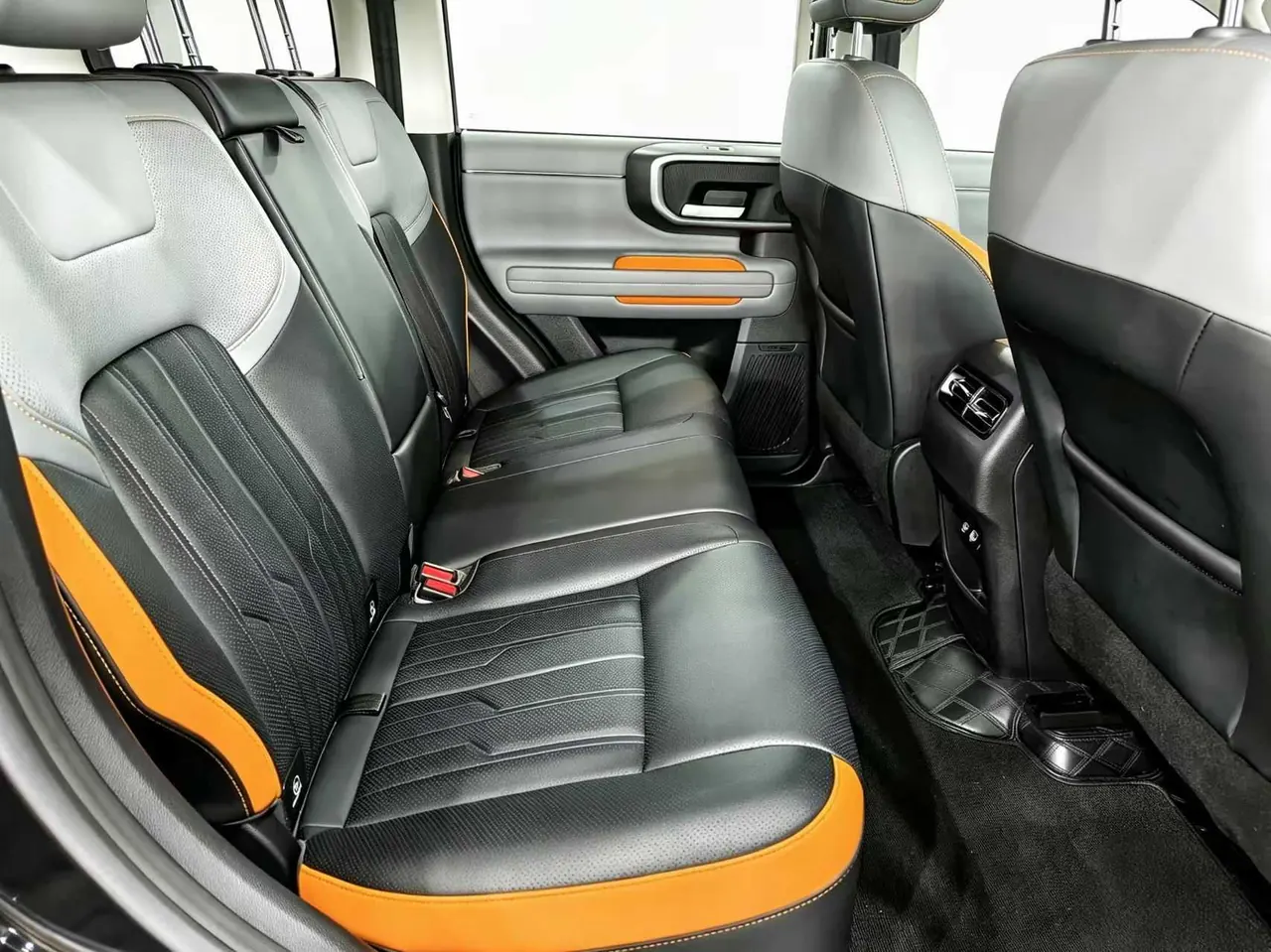 Beijing 2024 BJ40 2.0T City Hunter Edition Chivalrous Automatic Gear 9