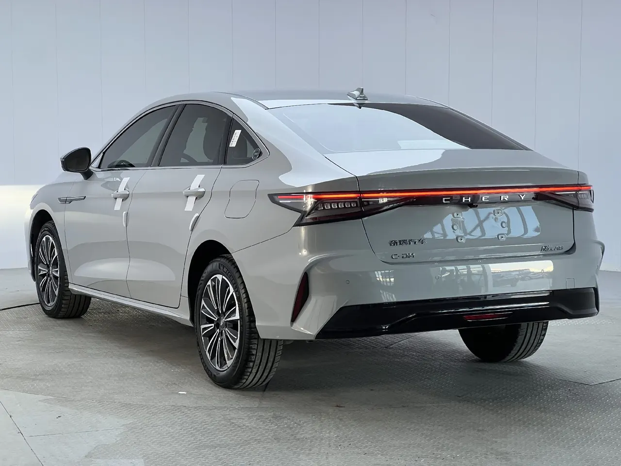 Chery 2025 Fengyun A8 1.5 70km Standard Automatic Gear 7
