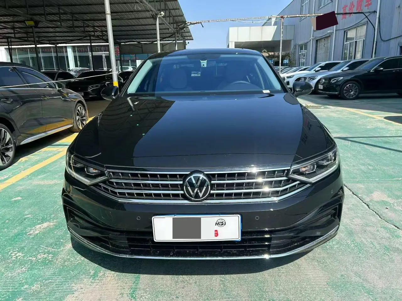 Volkswagen 2025 Magotan 2.0TSI 330TSI 2 million luxury automatic gear 2