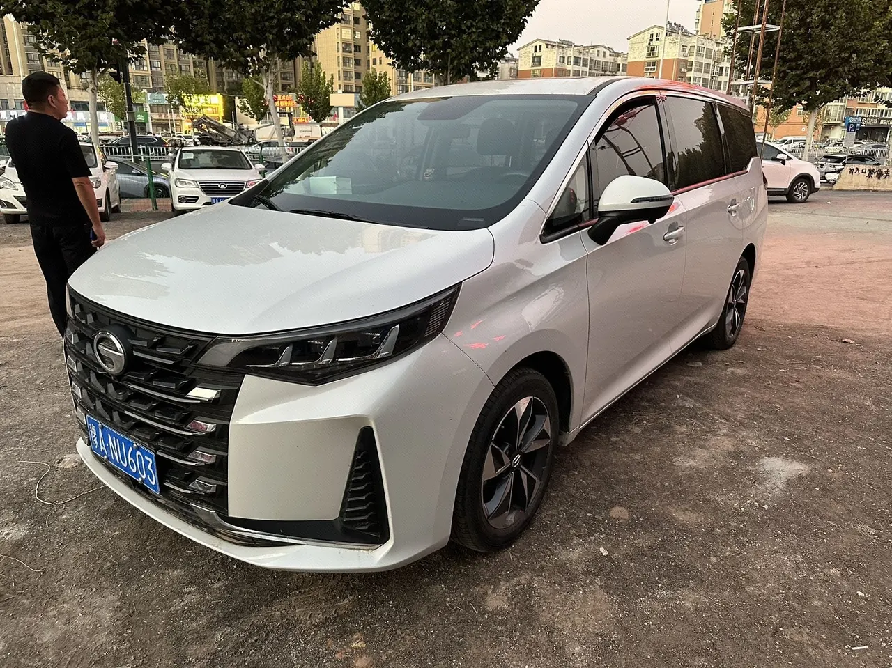 Open image lightbox: Chuanqi 2021 M6 1.5T 270T Deluxe Edition 7-seat Automatic Gear