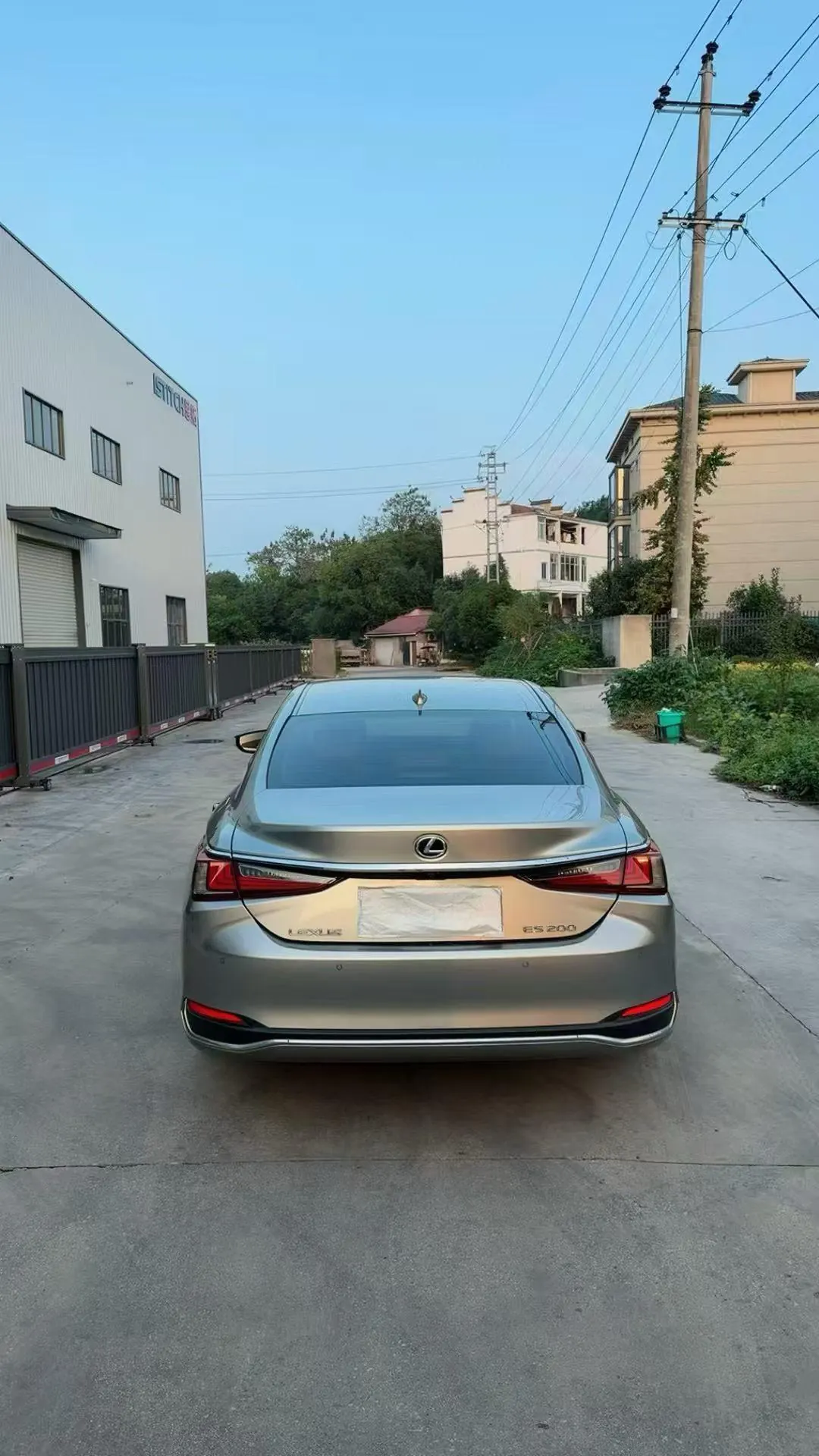 Lexus ES (Imported) 2023 ES200 2.0 Stepless Premium Edition Automatic Gear 6