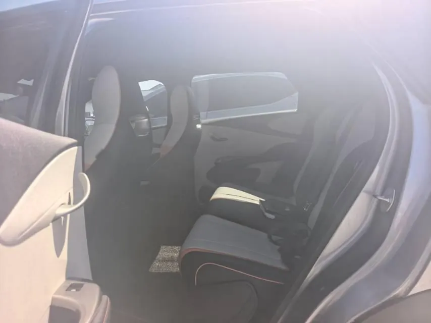BYD 2023 Dolphin 420km Fashion Edition Automatic 5