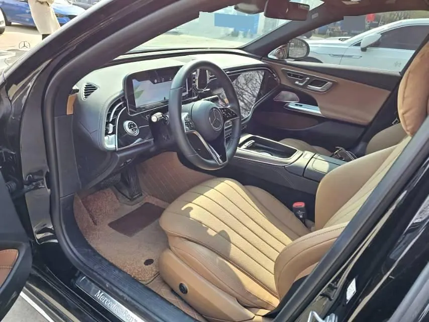 Mercedes Benz E Class 2025 E 300 L 48V 2.0T Luxury Automatic Gear 4