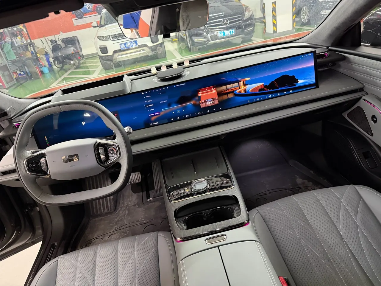 Geely Galaxy 2025 E 8 700km sailing smart driving version of automatic gear 10