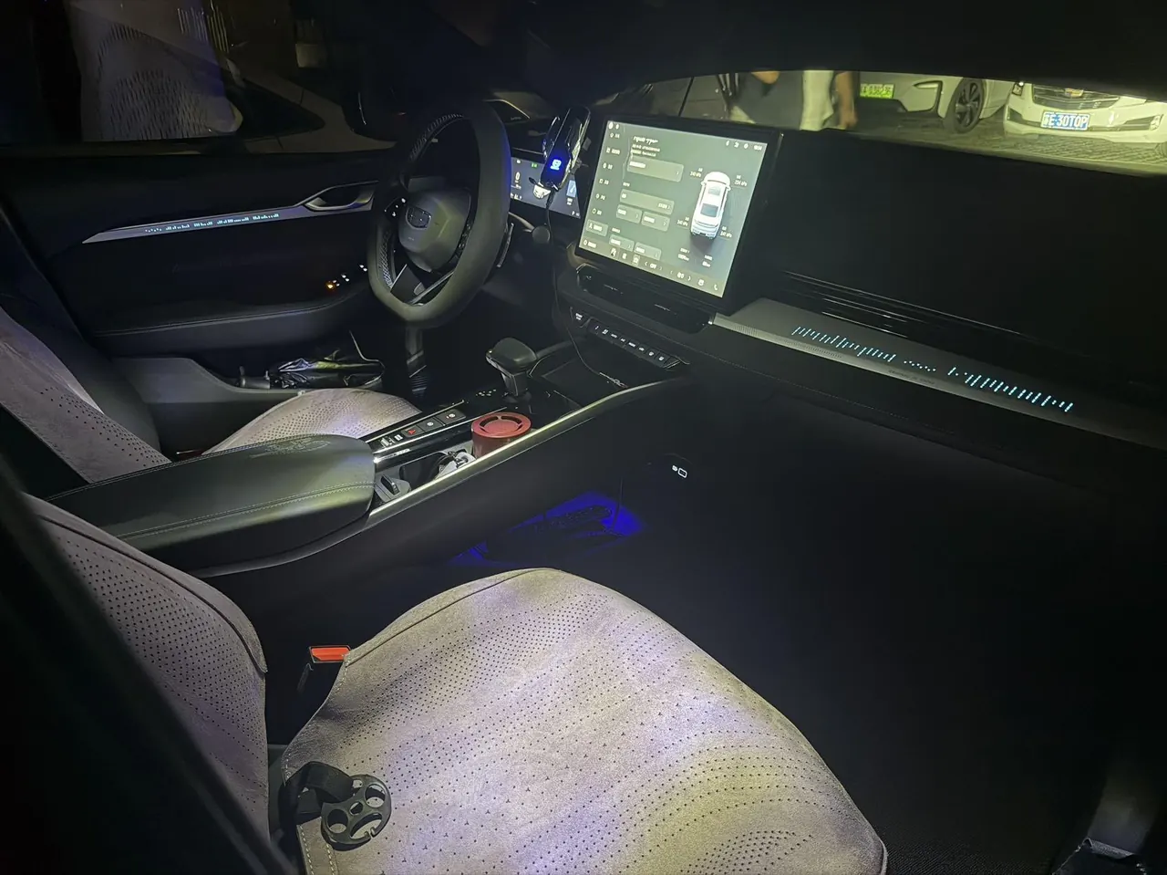 Geely 2025 xingrui 2.0TD oriental obsidian star version automatic gear 5