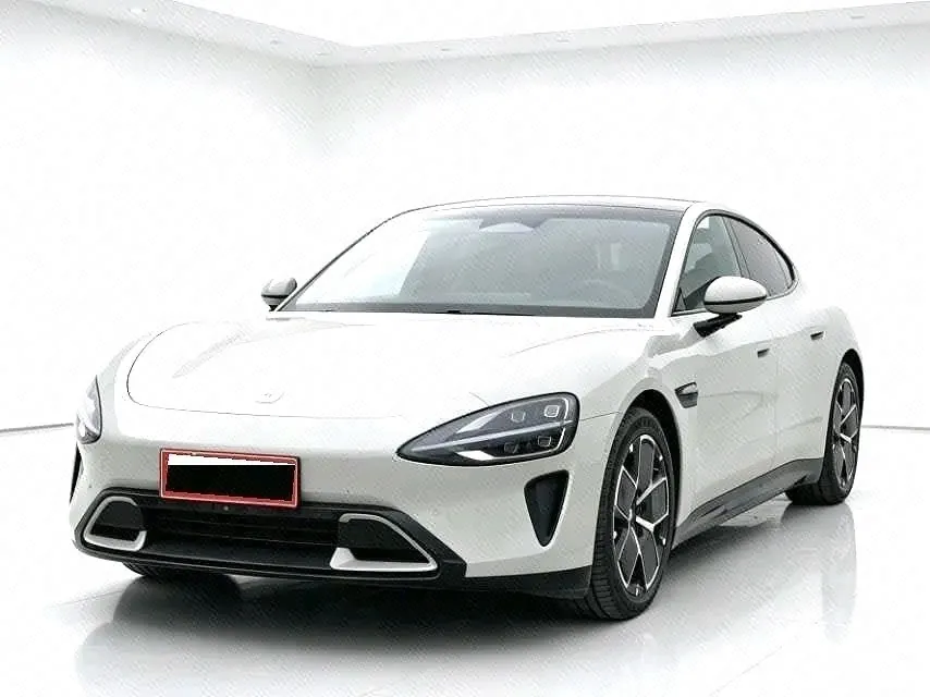 Открыть галерею: MI 2024 SU 7 700km Rear Drive Standard Founding Edition Automatic Gear