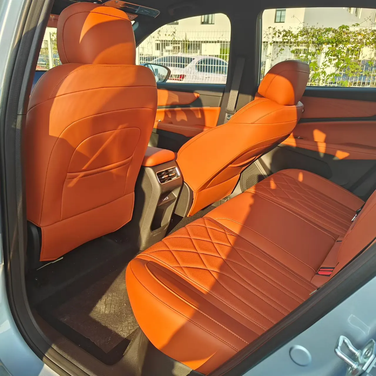 Geely 2026 Boyue REV 375km Long Endurance Platinum Extended Range Zhizun Edition Automatic Gear 6