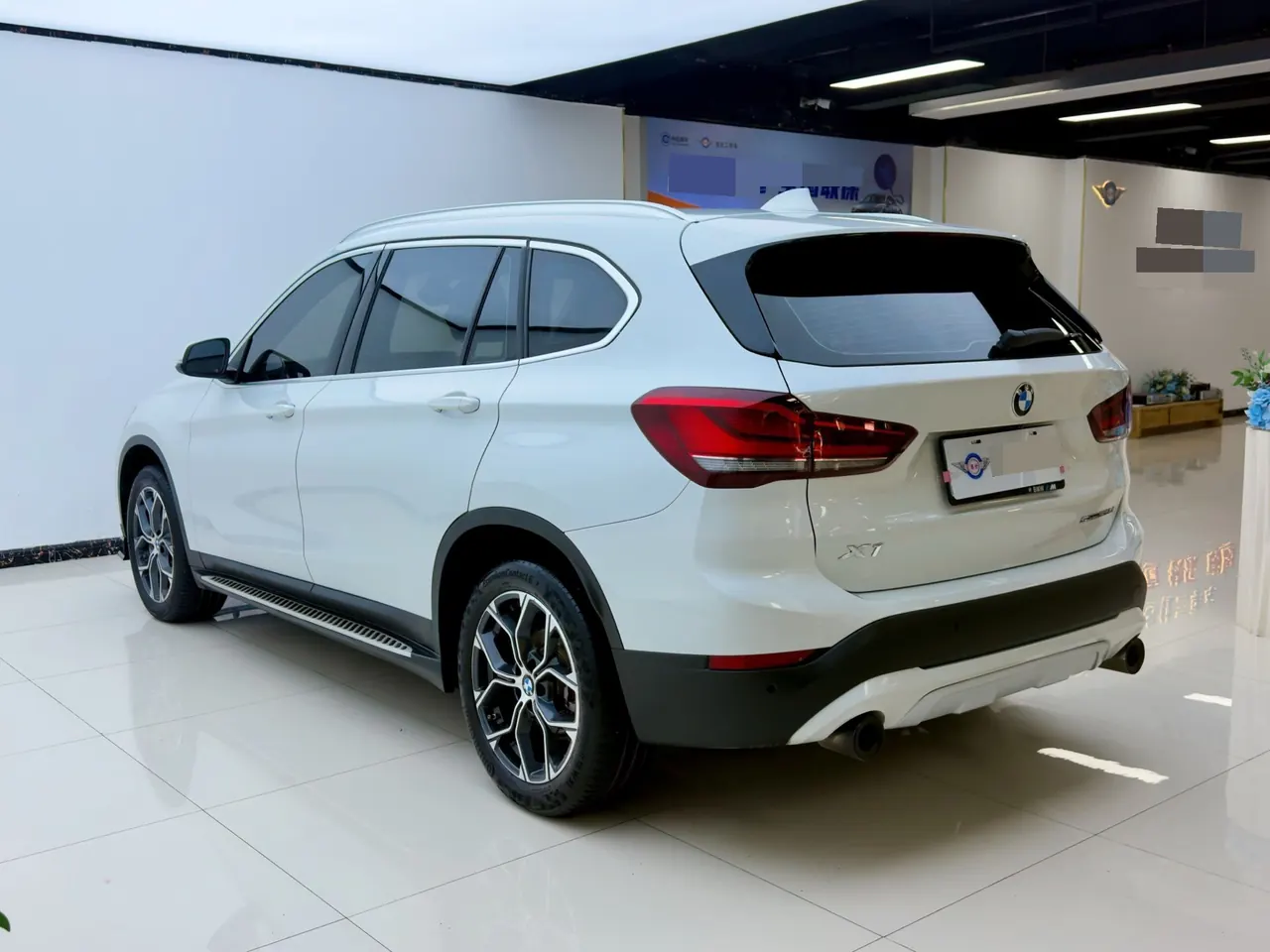 BMW 2022 X1 sDrive25Li 2.0T Leading Automatic Gear 6