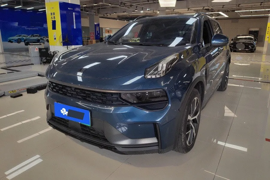 打开图片灯箱:LYNK&CO 01 New Energy 2022 LYNK&CO 01 PHEV 1.5TD Plus Automatic Transmission