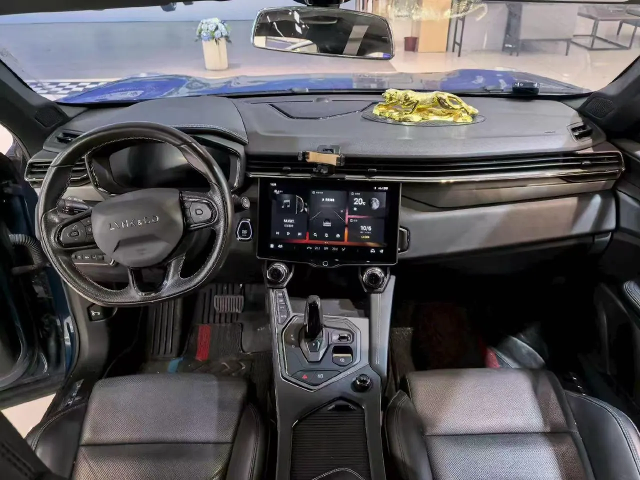 LYNK&amp;CO 01 New Energy 2022 LYNK&amp;CO 01 PHEV 1.5TD Plus Automatic Transmission 5