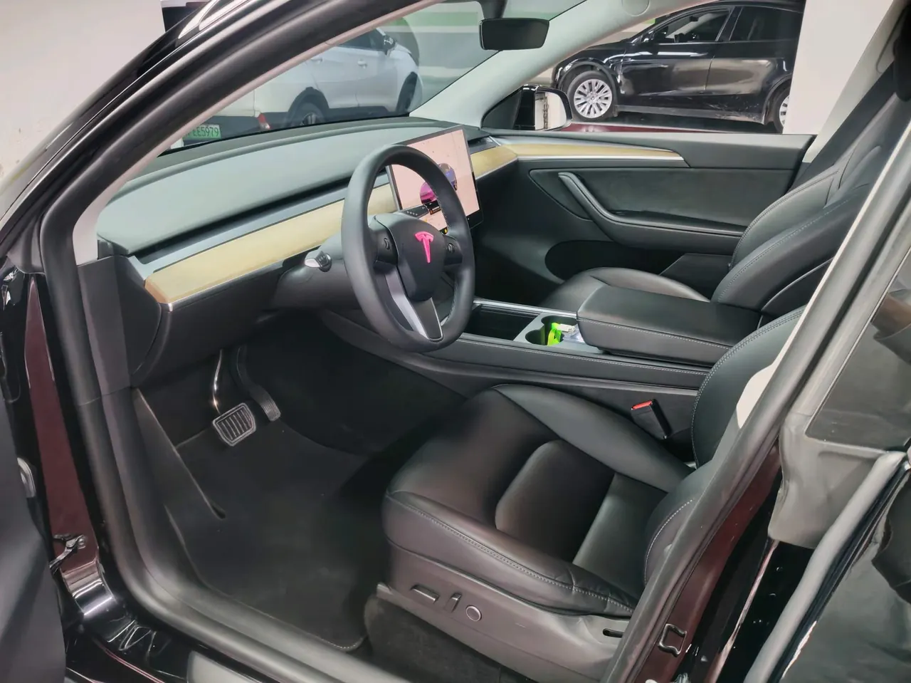 Tesla 2022 Model Y rear-wheel drive version (facelift) automatic gear 3