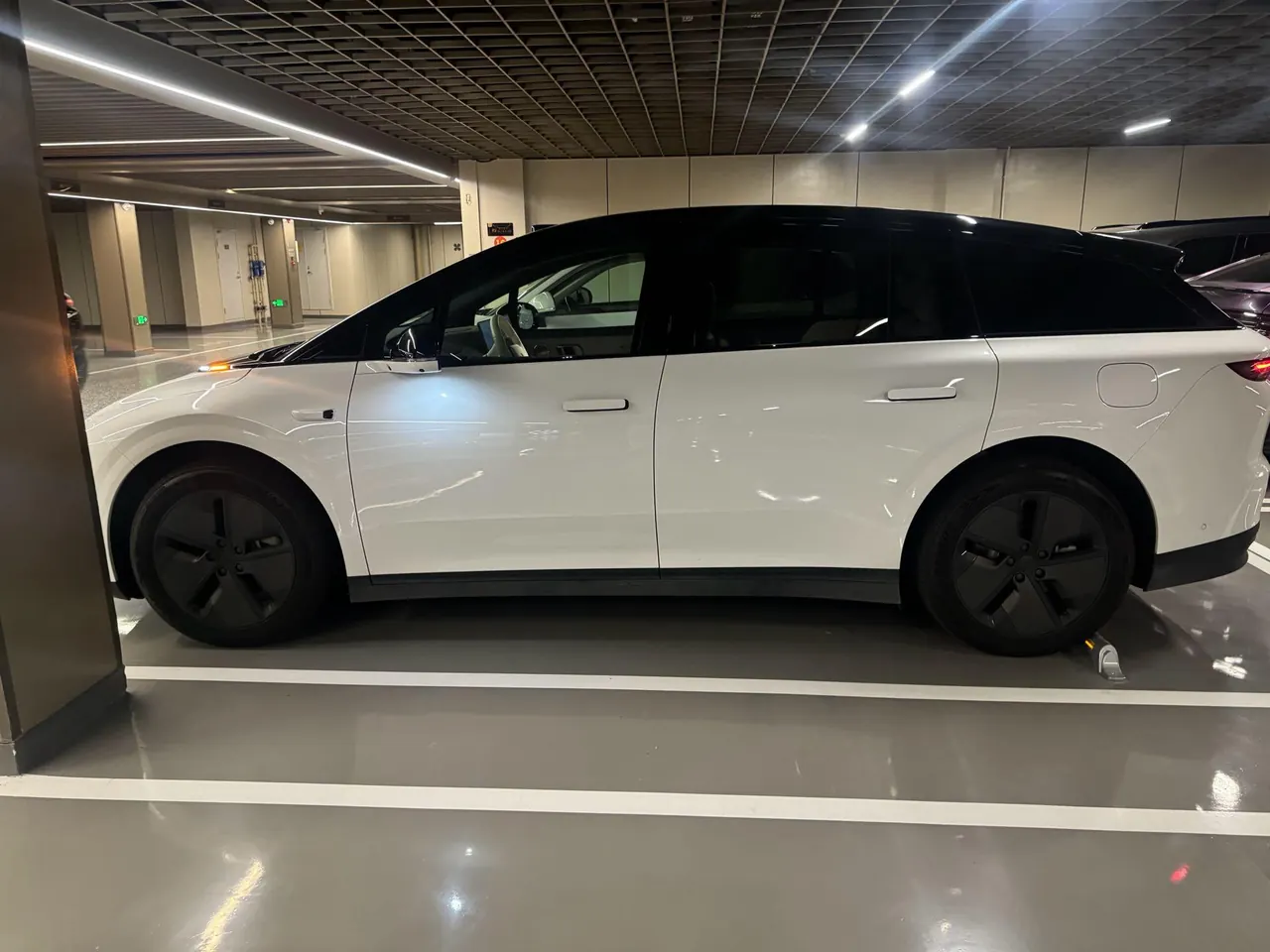 Li 2025 I 300.00g Drive Standard Edition Automatic Gear 3