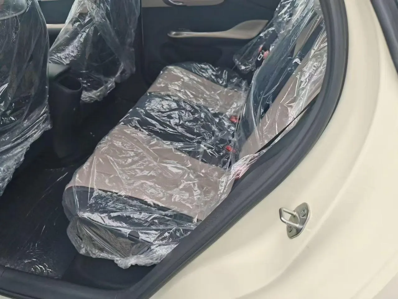 BYD 2025 Dolphins 420km Free Edition Automatic 6
