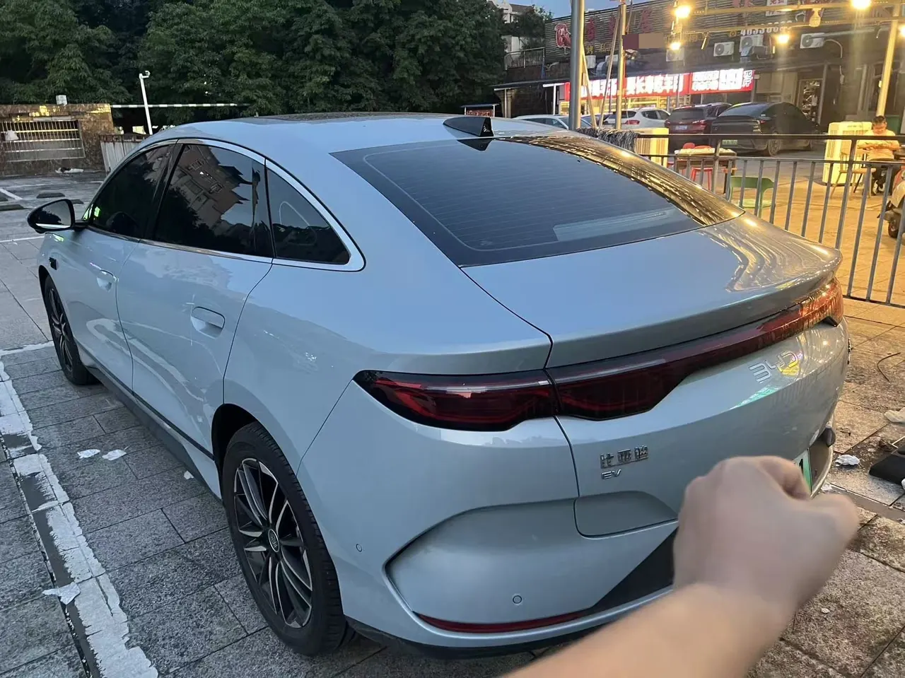 BYD 2025 Qin L EV 545KM cloud chariot type automatic gear 2