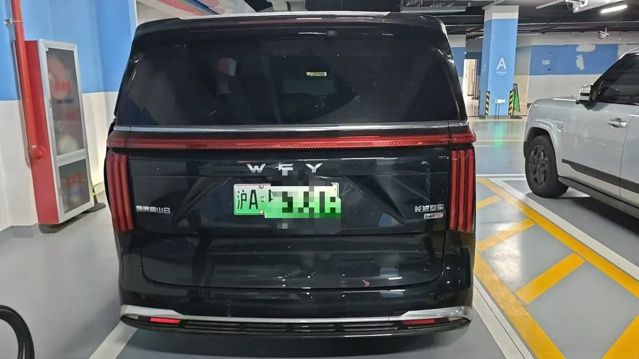 WEY 2025 VV7 Hi4 1.5T Four-Wheel-Drive Automatic Model 6