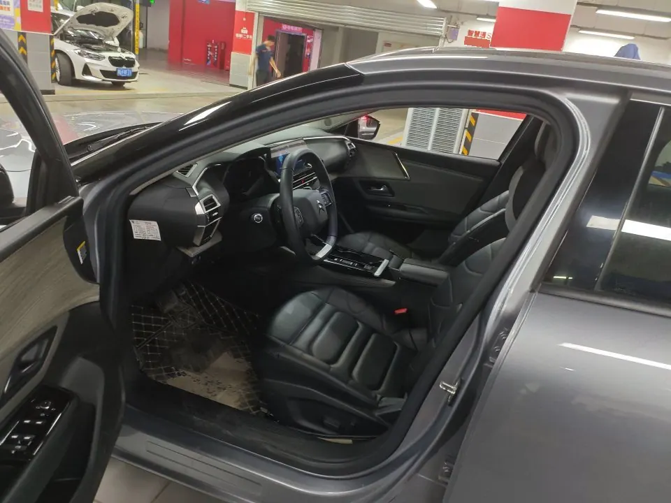 Citroen Versailles C5 X 2021 C5 X 1.6T Enjoy extraordinary automatic gear 4