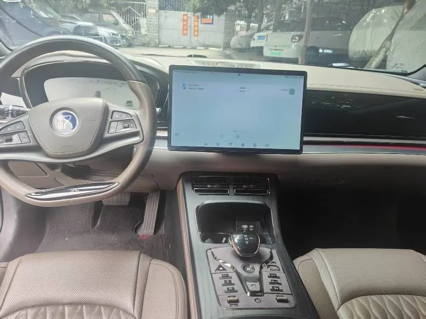 BYD 2022 Han DM-i 1.5T stepless 121KM noble automatic gear 5