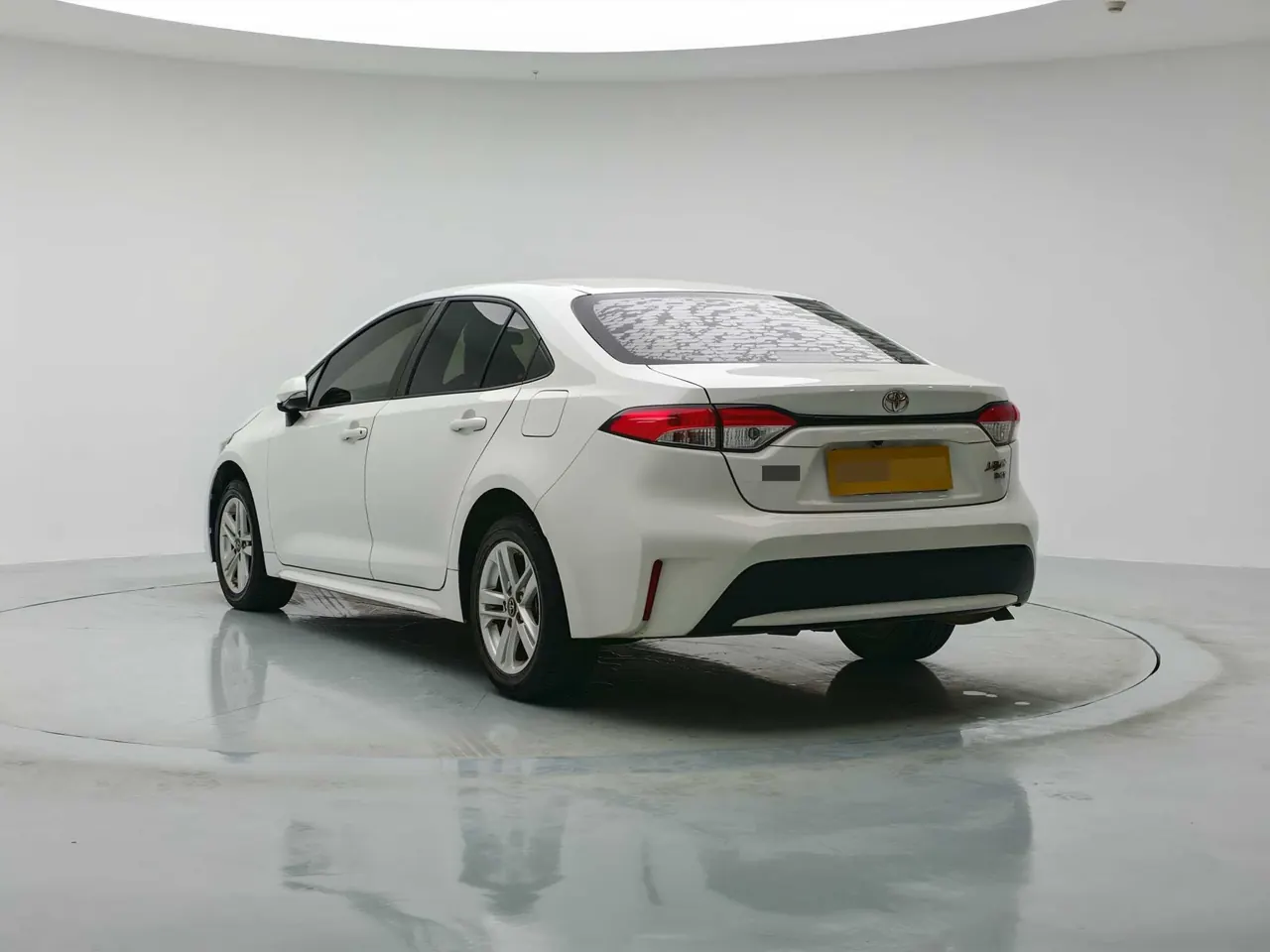 Toyota 2022 Lei Ling 1.2T Stepless 185T Deluxe Automatic Gear 4