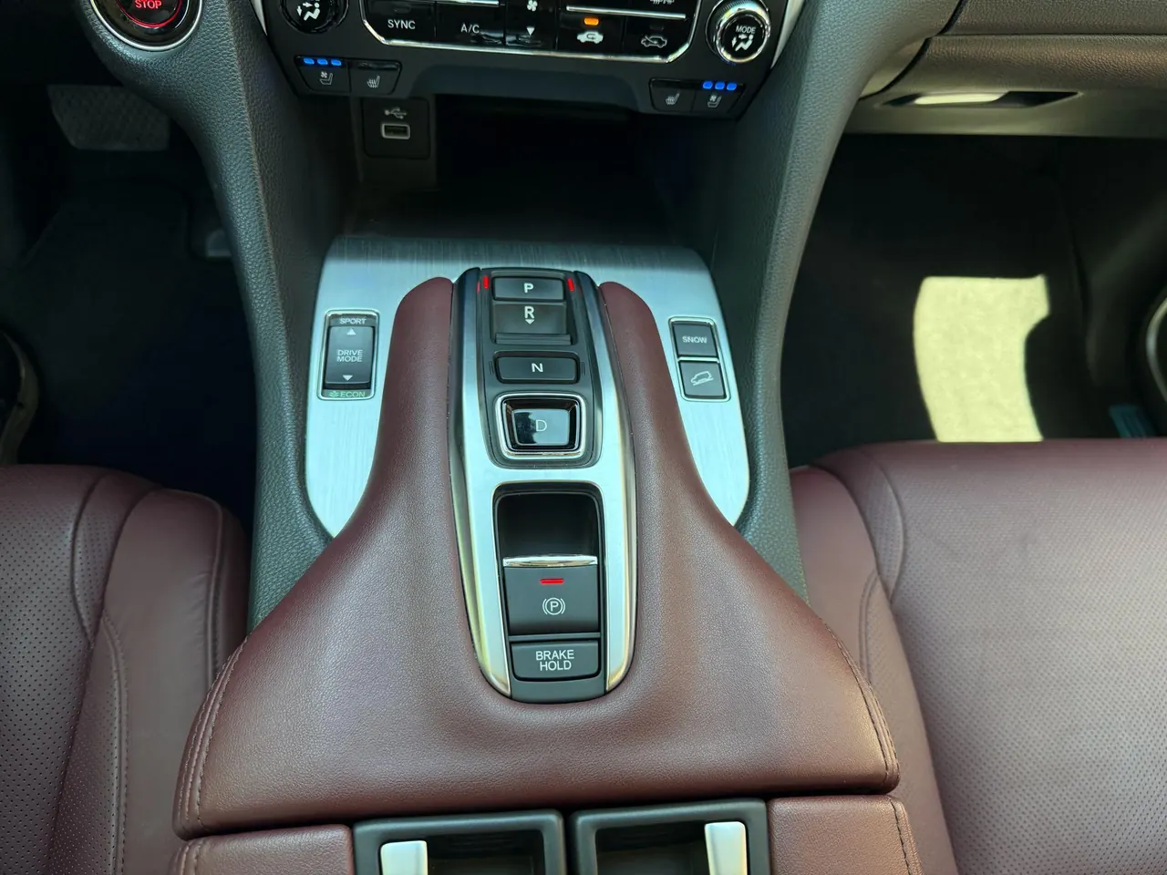 Honda 2023 Crown Road 2.0T 370TURBO Four-wheel Drive Premium Edition Automatic Gear 17