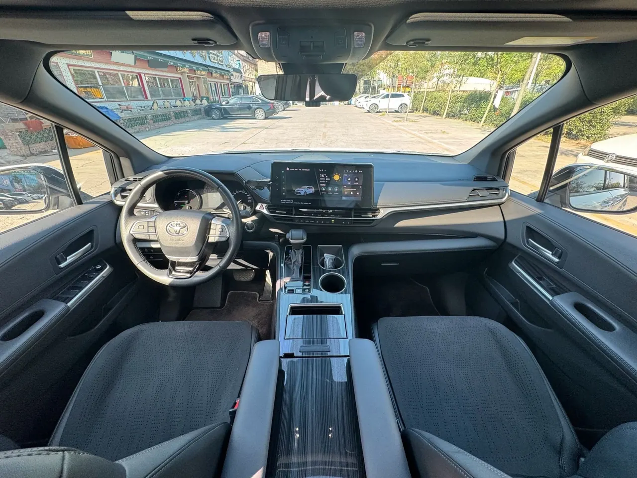 Toyota 2024 Sana 2.5 Stepless Four-wheel Drive Premium Edition Automatic Transmission 5