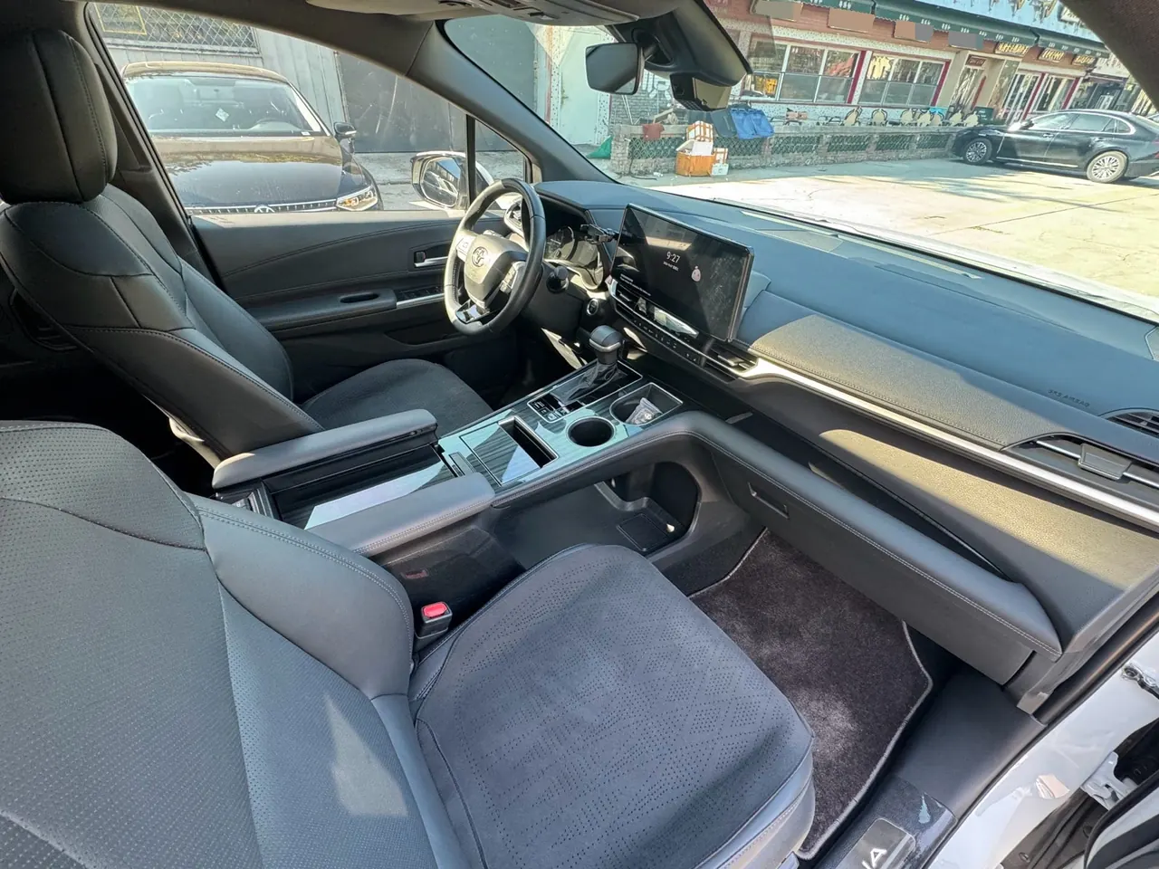 Toyota 2024 Sana 2.5 Stepless Four-wheel Drive Premium Edition Automatic Transmission 7