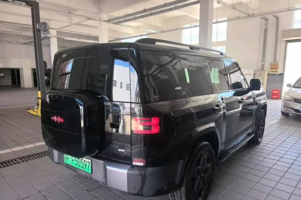 FangChengBao 2025 titanium 7 1.5T stepless 190KM four-wheel drive Ultra version of automatic gear 5
