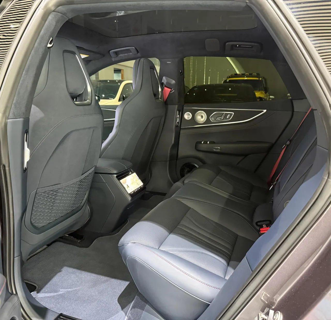 Zeekr 2026 Zeekr 001 103-degree four-wheel drive Ultra automatic gear 5