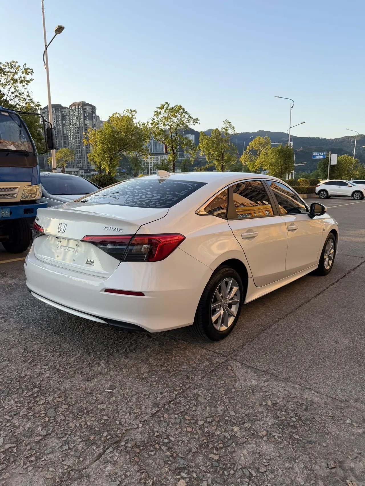 Honda 2022 Civic 1.5T Stepless 180TURBO Shangqing Edition Automatic Gear 9